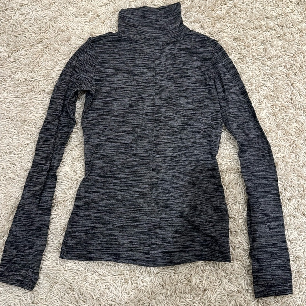 Lululemon mock neck long sleeve